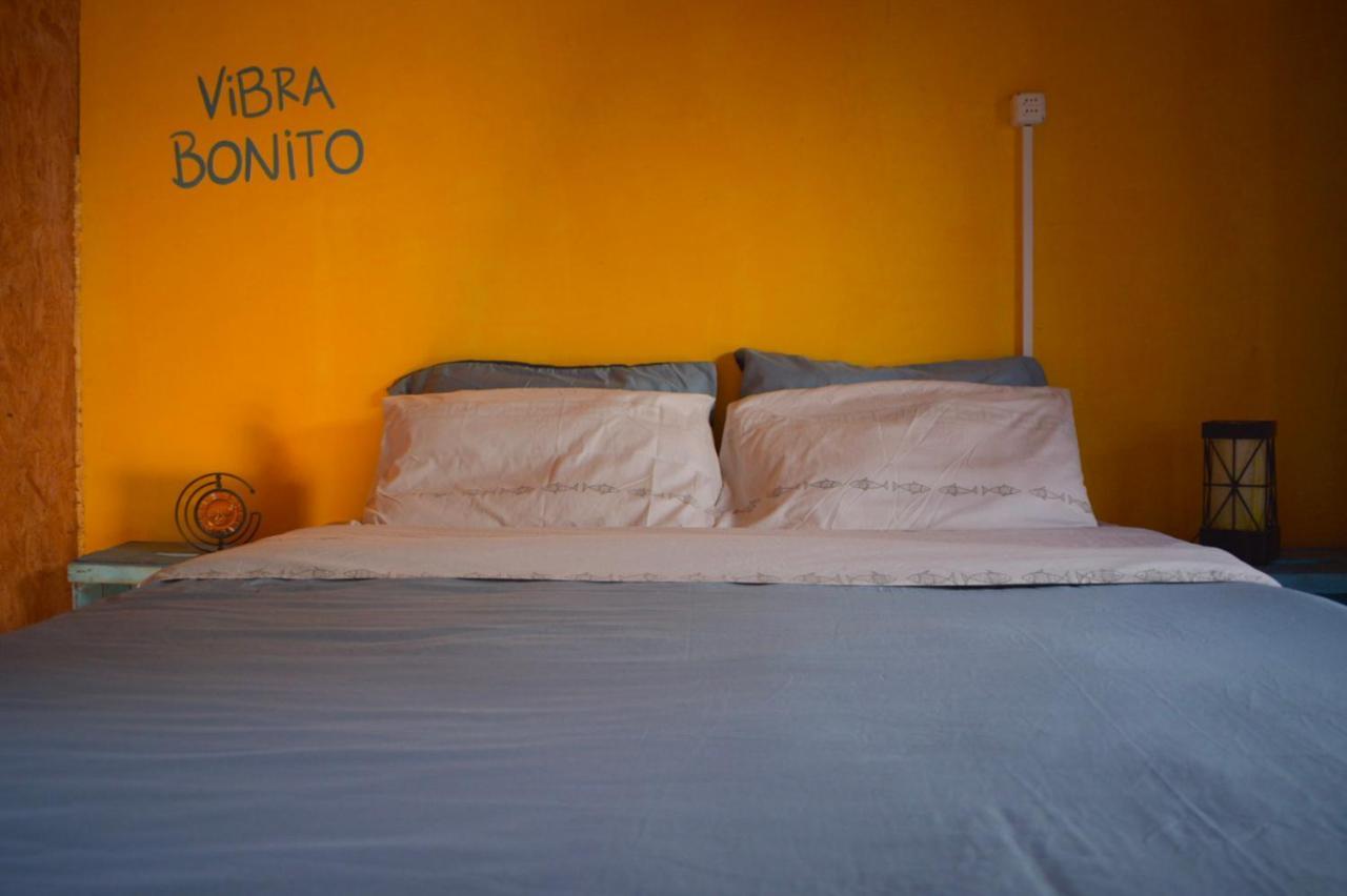 Mar De Fondo Hostel Punta Del Diablo Exterior foto